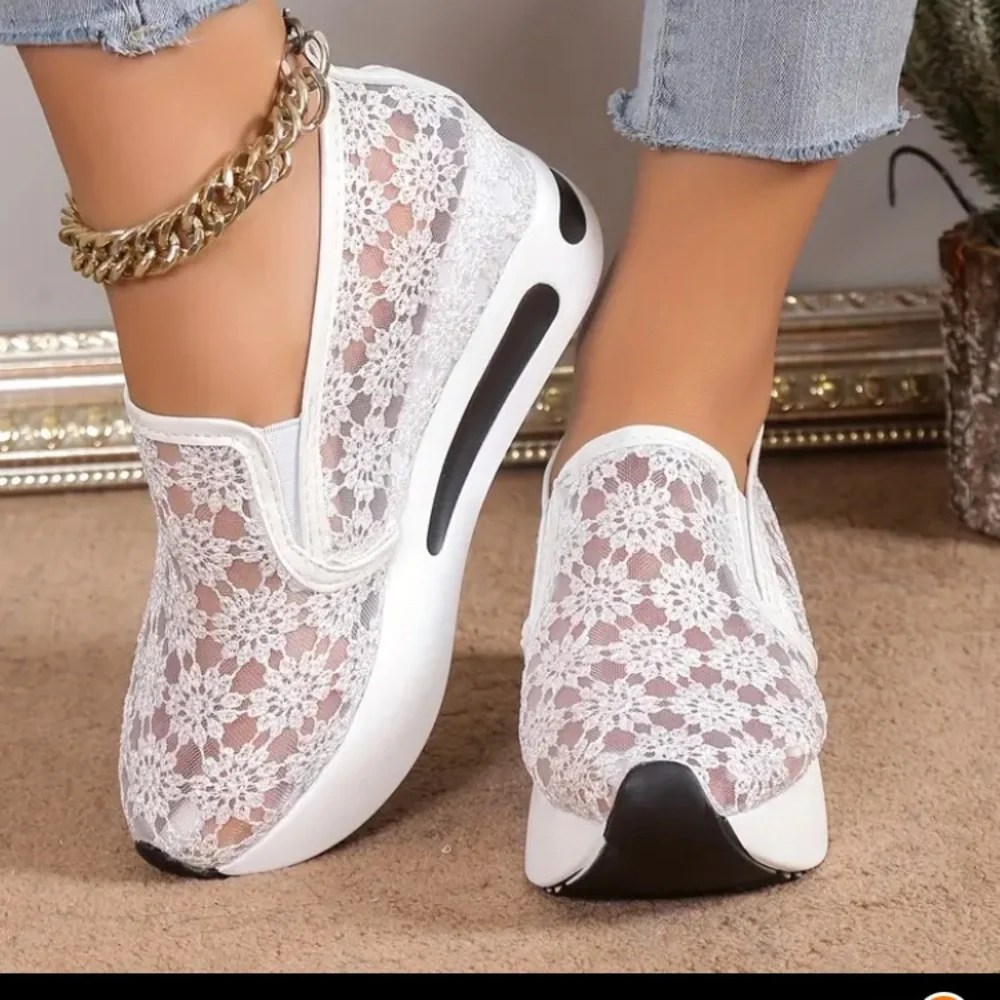 NWOB~ Lace Athletic walking shoes,Wedge sneakers,w/sturdy breathable fabric mesh - Picture 4 of 6